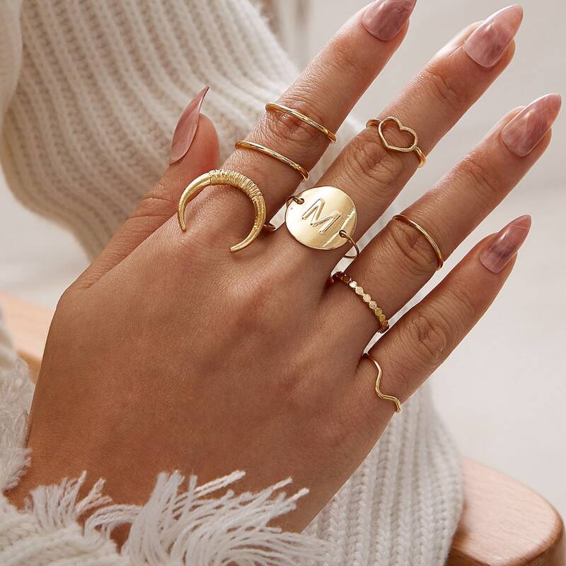 

8pcs Letter & Heart Decor Ring, Gold