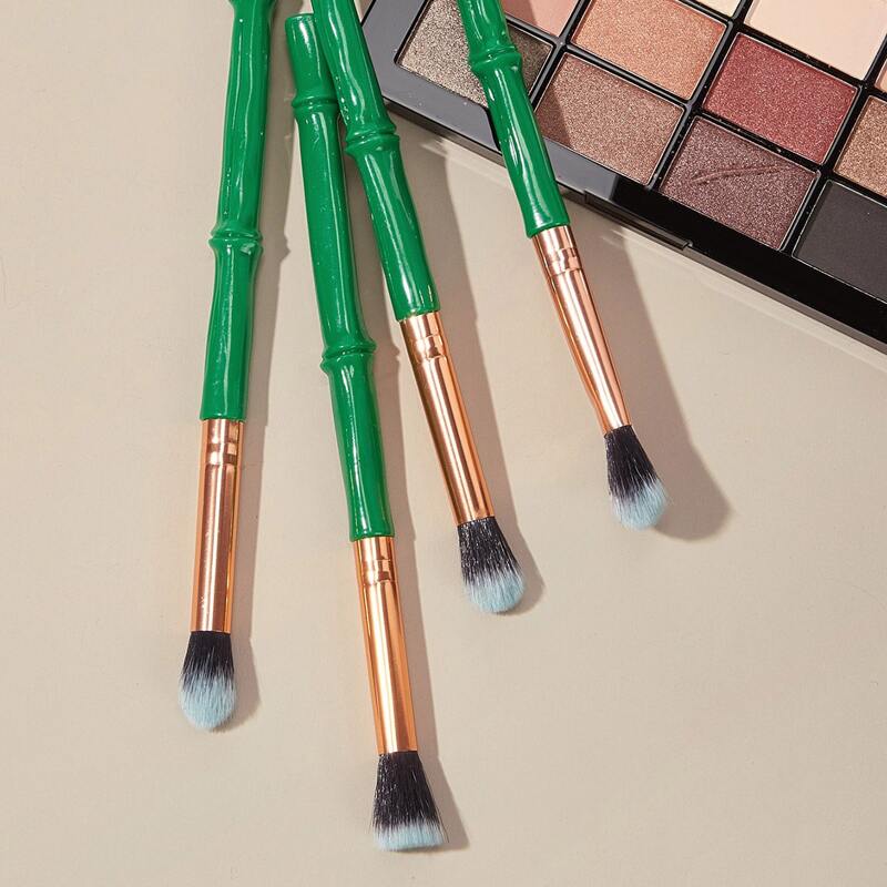 

4pcs Makeup Brush Set, Multicolor