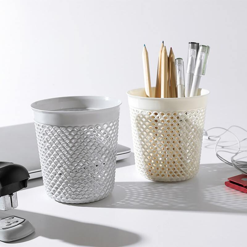 

1pc Plastic Hollow Pen Holder, White