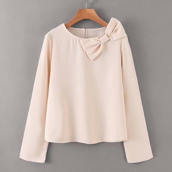 

Keyhole Back Bow Front Blouse, Beige