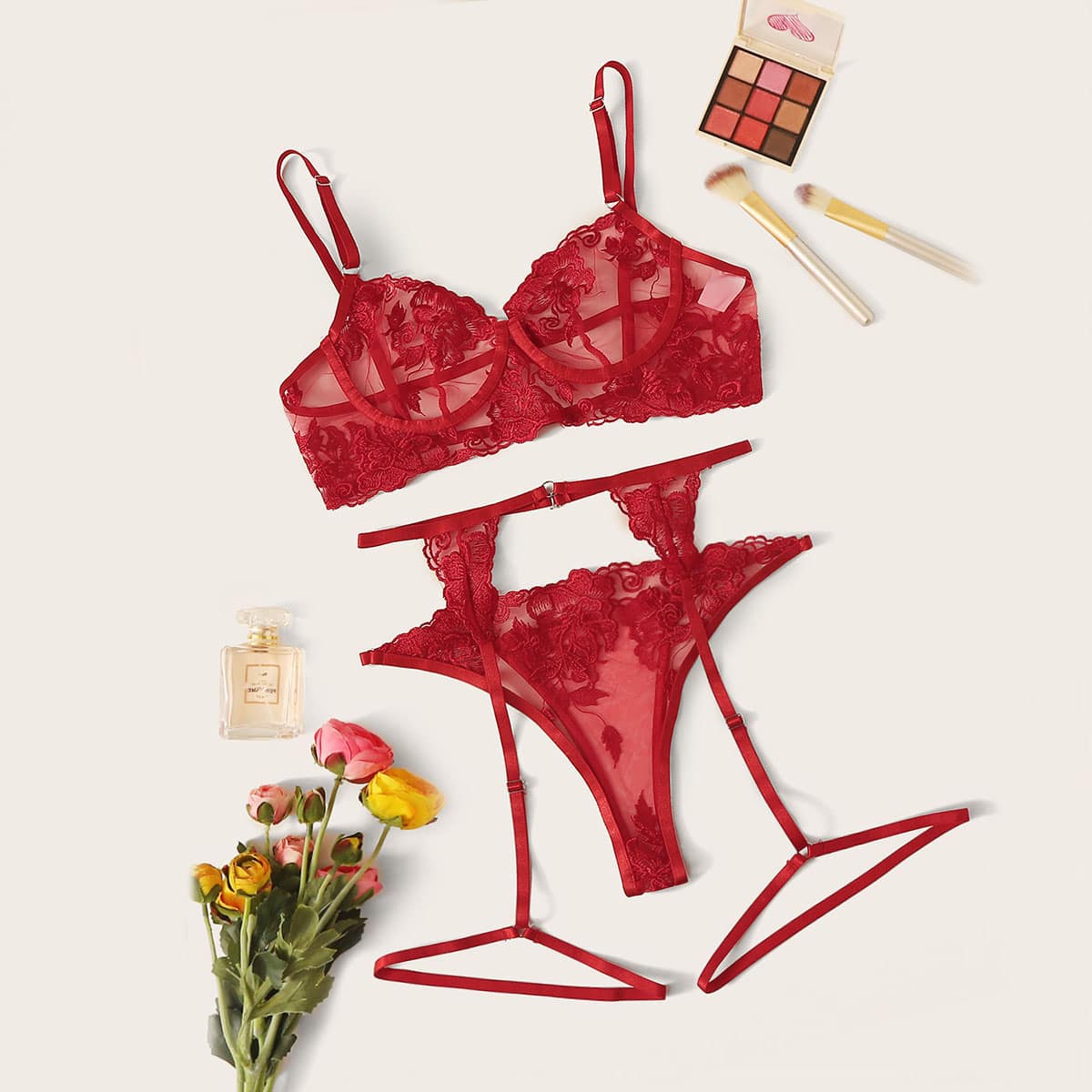 

Floral Embroidery Mesh Underwire Garter Lingerie Set, Red