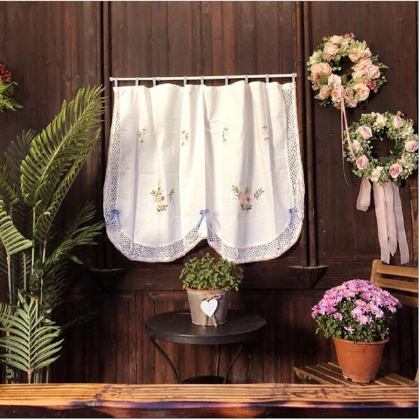 

Flower Print Hollow Trim Curtain, White