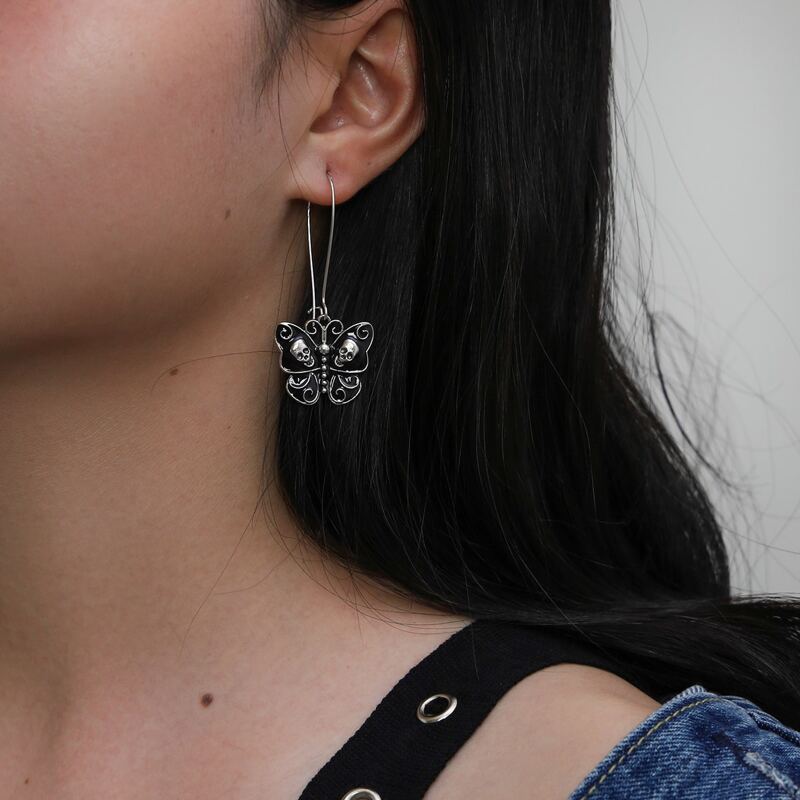 

1pair Butterfly Design Skeleton Drop Earrings, Black