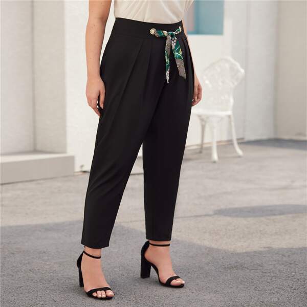 

Plus Tie Front Scarf Print Tapered Pants, Black