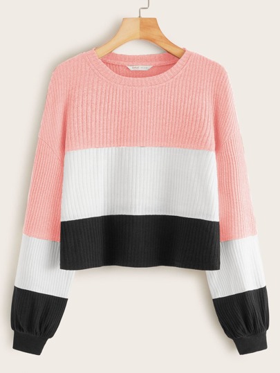 تي شيرت مضلع بلوحة قص وخياطة