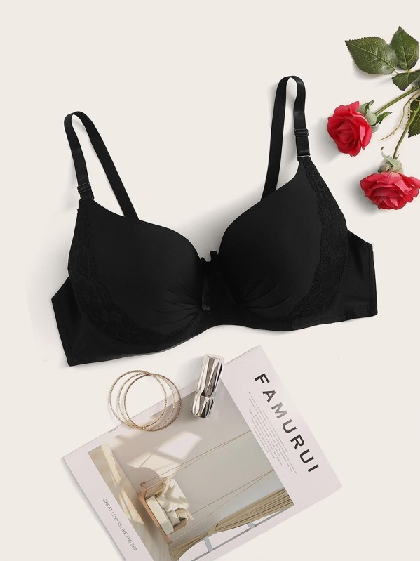 

Plus Contrast Lace Underwire Bra, Black