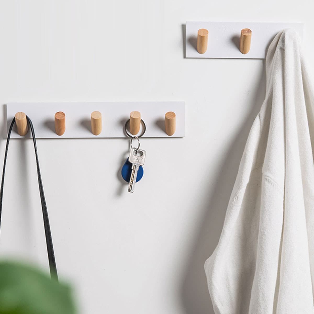 

1pc Random Iron Wall Hook