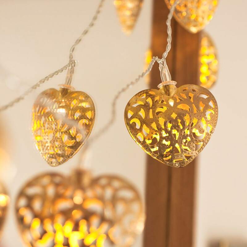 

10pcs Heart Shaped String Light, Gold