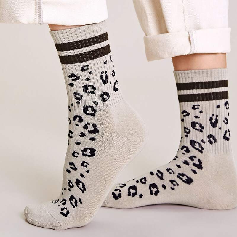 

1pair Leopard Pattern Socks, Multicolor