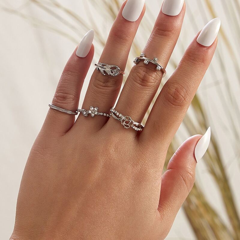 

5pcs Rhinestone Engraved Ring, Silver