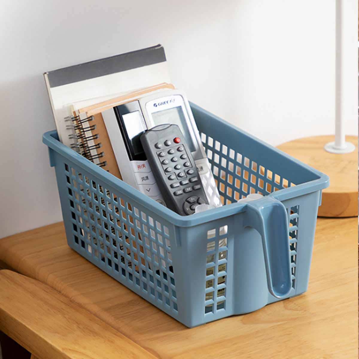 

1pc Random Plastic Storage Basket With Handle, Multicolor