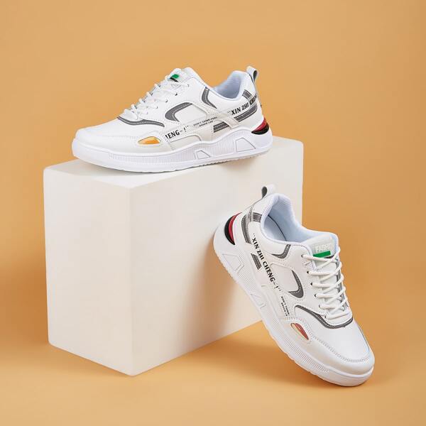 

Men Letter Graphic Lace-up Front Sneakers, White