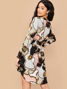 SHEIN Clasi 鏈條圖案弧形下擺腰帶連衣裙 - 彩色 - 查看 3