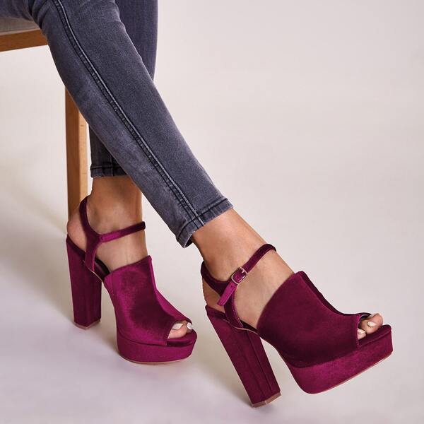 

Peep Toe Velvet Chunky Heels, Burgundy