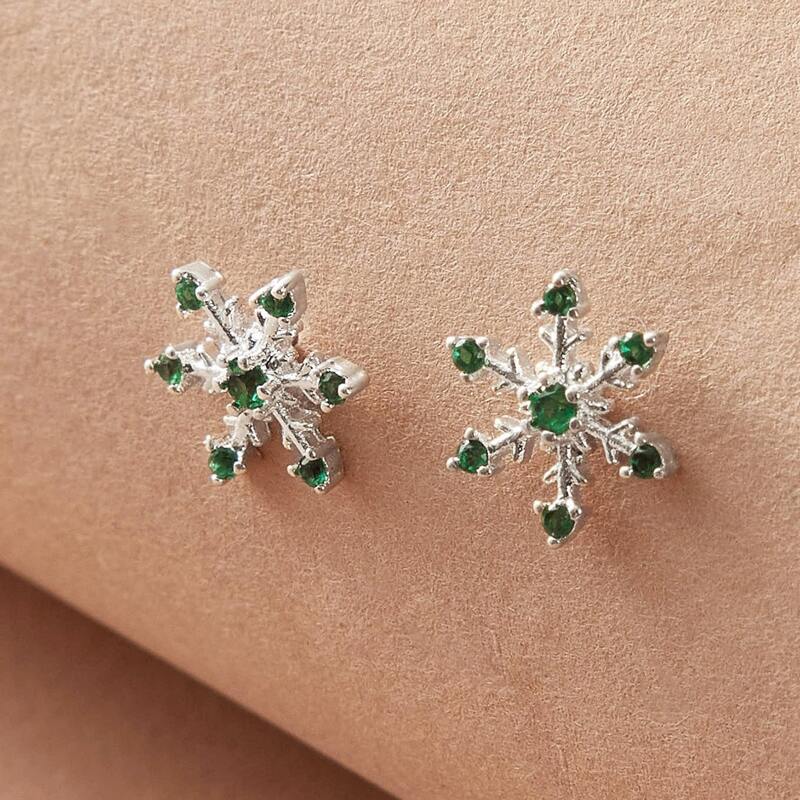 

1pair Rhinestone Engraved Snowflake Stud Earrings, Silver
