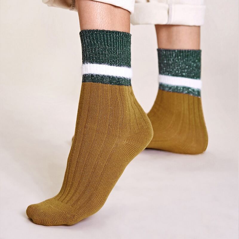 

1pair Colorblock Knitted Socks, Multicolor