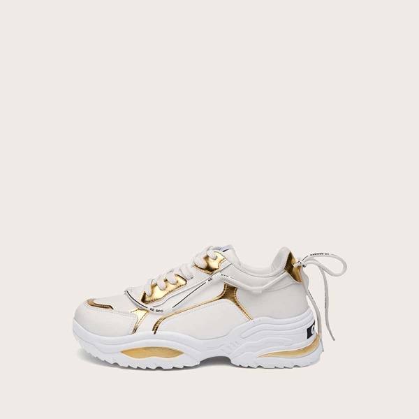 

Men Metallic Detail Letter Graphic Chunky Sneakers, White