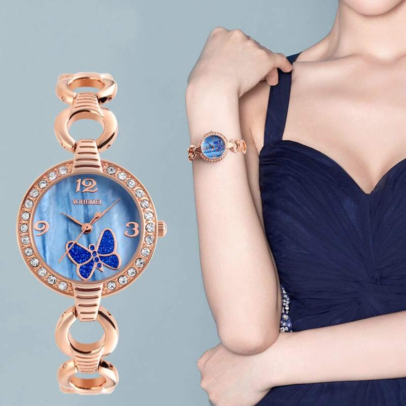 

Clover Dial Hollow Strap Quartz Watch