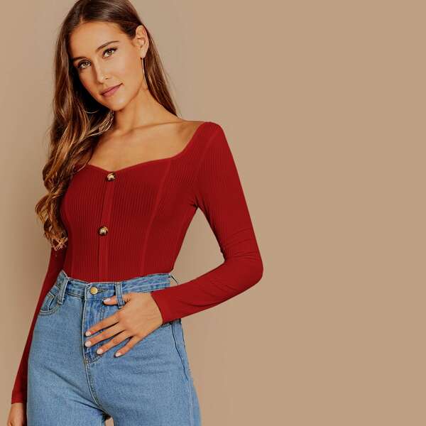 

Sweetheart Neck Buttoned Front Rib-knit Fitted Top, Red