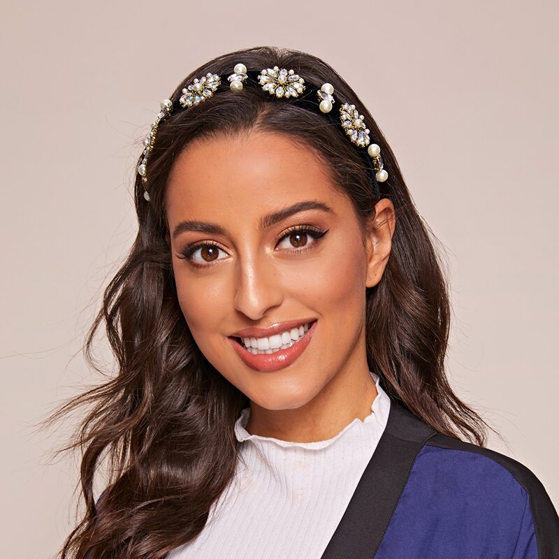 

Faux Pearl & Rhinestone Engraved Flower Decor Headband, Black