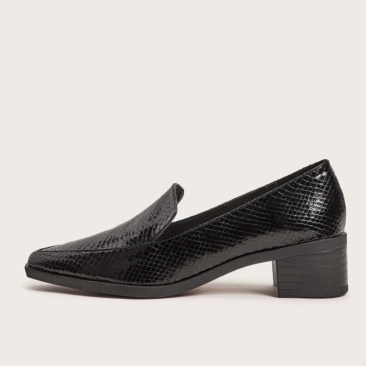 

Point Toe Snakeskin Print Chunky Heels, Black