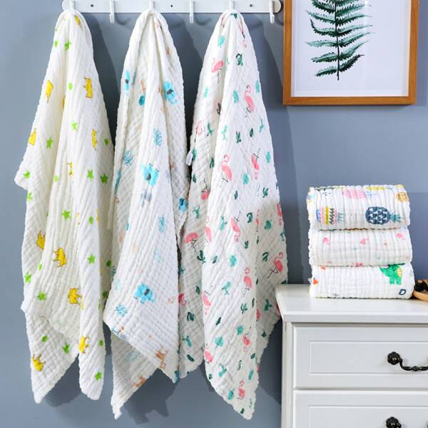 1pc Random Cartoon Graphic Baby Towel, Multicolor