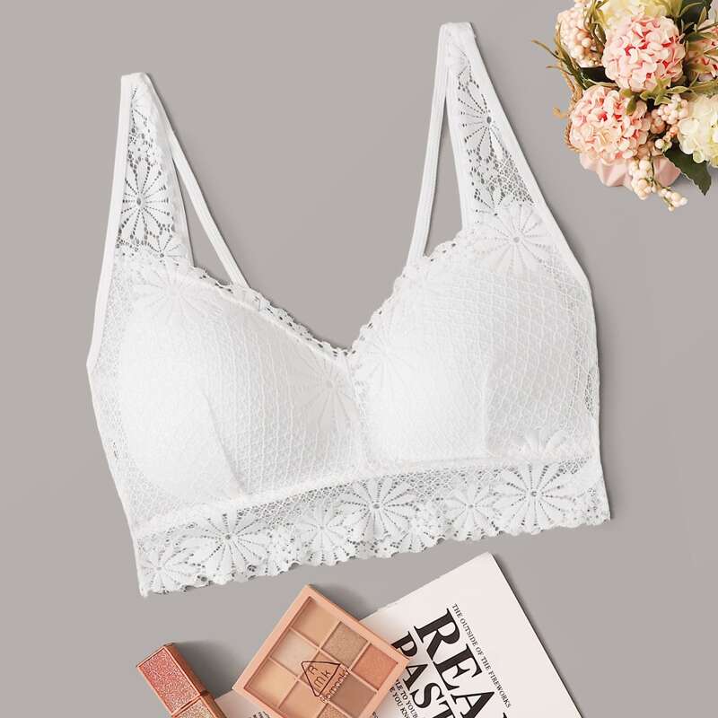 

Floral Lace Wireless Bralette, White