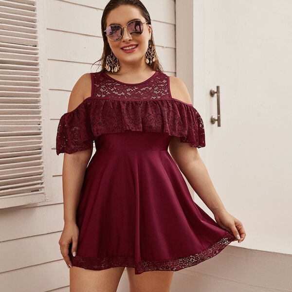 

Plus Contrast Lace Flounce Top With High Waisted Tankini, Burgundy