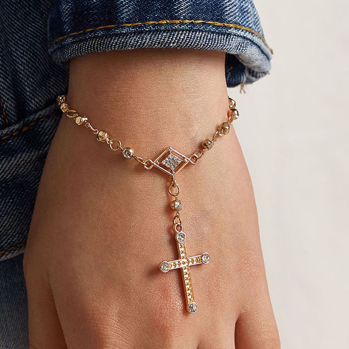 

1pc Rhinestone Engraved Cross Charm Chain Bracelet, Gold