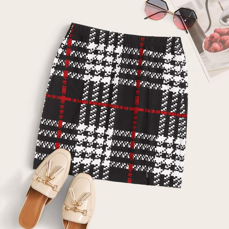

Plus Split Hem Plaid Skirt, Black and white