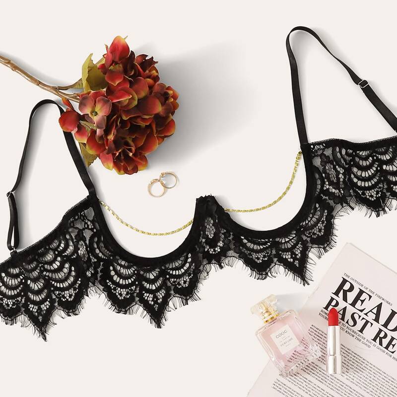 

Floral Lace Underwire Bralette, Black