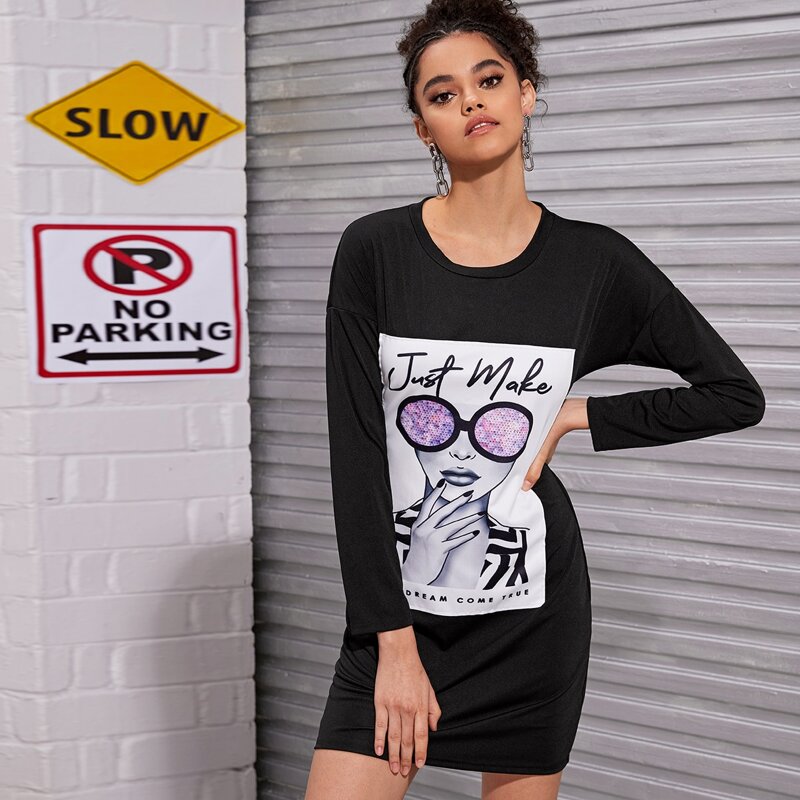 

Figure And Slogan Graphic Tee Dress, Black