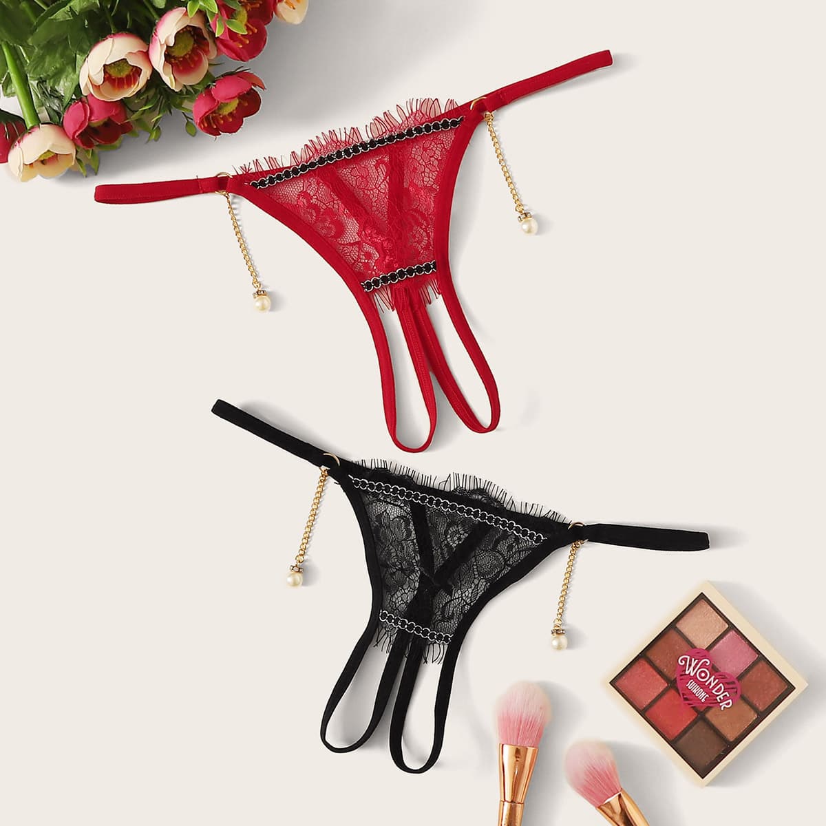 

2pack Chain & Pearl Decor Lace Crotchless Panty Set, Multicolor