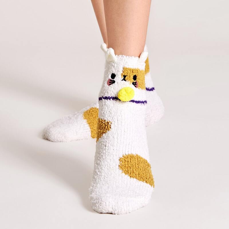 

1pair Cartoon Graphic Floor Socks, White