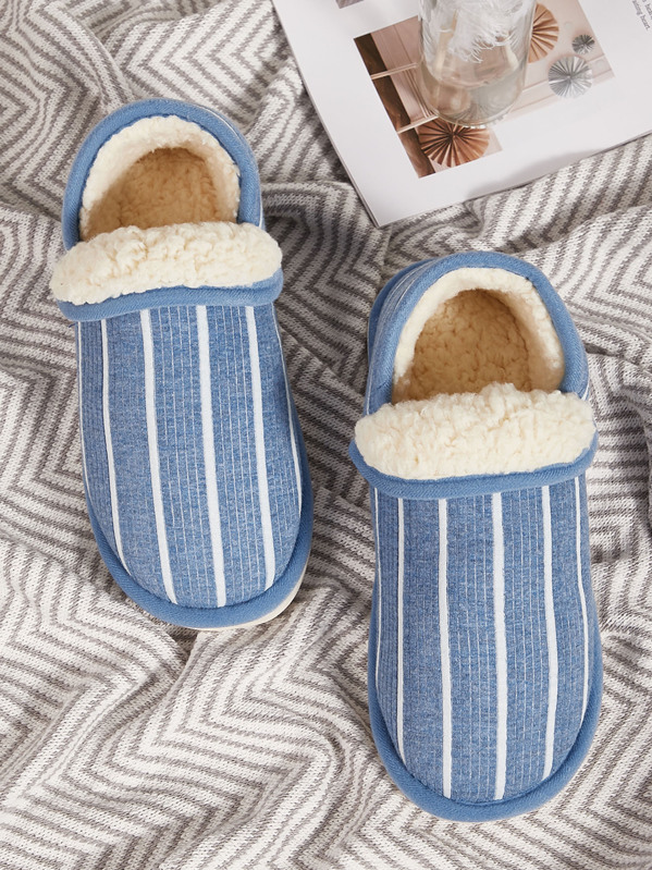 

Men Striped Pattern Faux Fur Lined Slippers, Blue