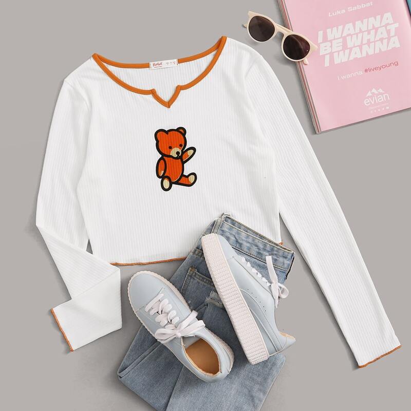 

Cartoon Graphic Piping Trim Crop Tee, White