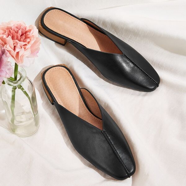

Cut Out Square Toe Flat Mules, Black