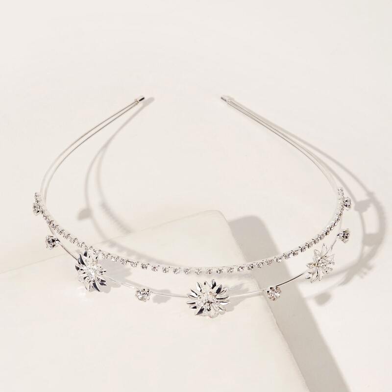 

1pc Rhinestone Engraved Flower Decor Hair Hoop, Silver