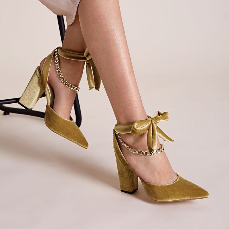 

Chain Decor Bow Strap Chunky Heels, Brown