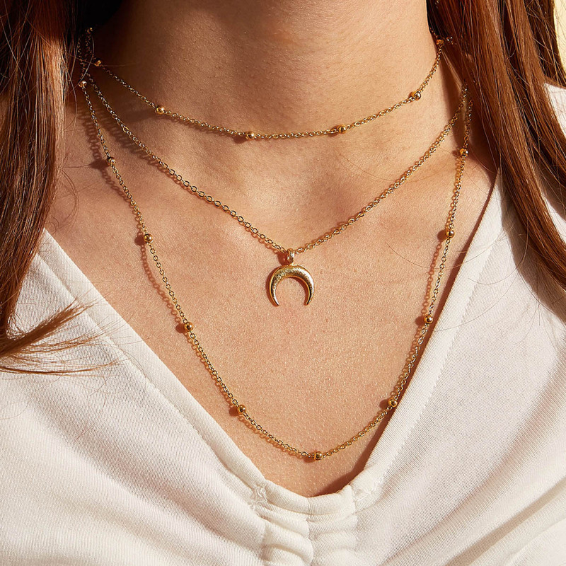 

1pc Moon Charm Layered Necklace, Gold