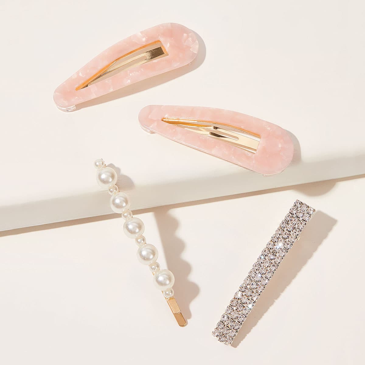 

4pcs Rhinestone Decor Faux Pearl Hair Clip, Multicolor