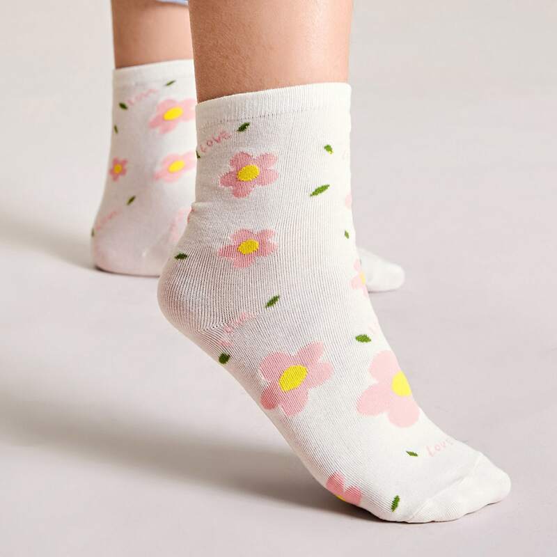 

1pair Ditsy Floral Pattern Socks, Multicolor