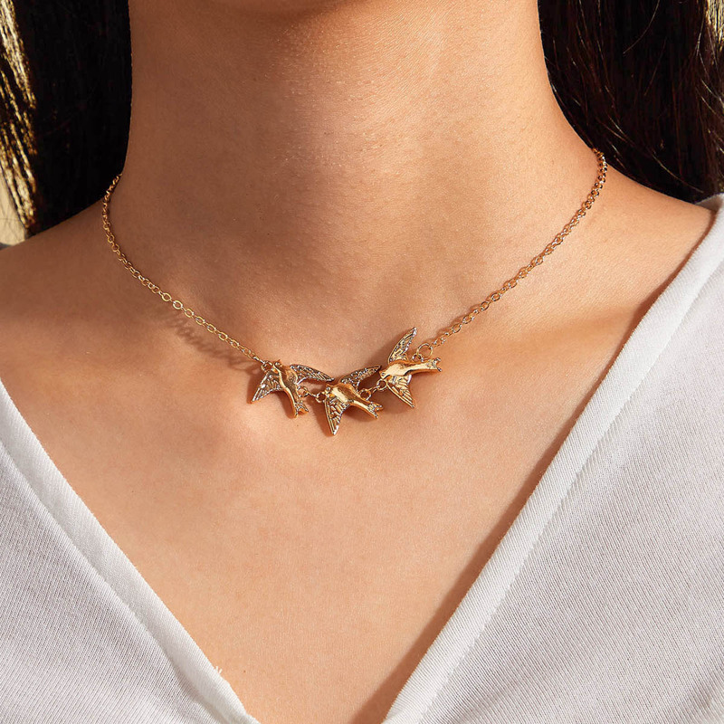 

1pc Dove Decor Necklace, Gold
