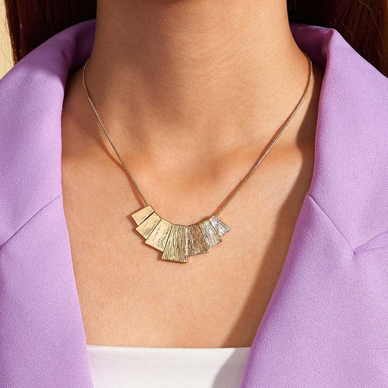 

1pc Geometric Charm Necklace, Gold