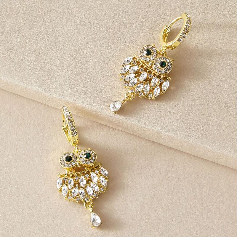 

1pair Rhinestone Engraved Owl Ear Cuff, Gold