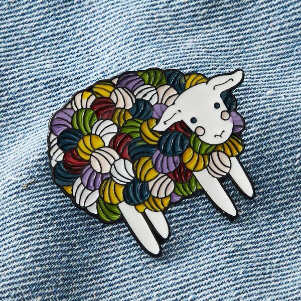 

1pc Yarn Ball Sheep Shaped Brooch, Multicolor