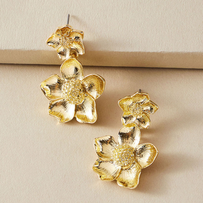 

1pair Metallic Flower Drop Earrings, Gold