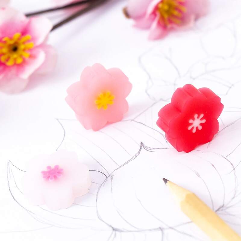 

5pcs Random Cherry Blossoms Shape Eraser