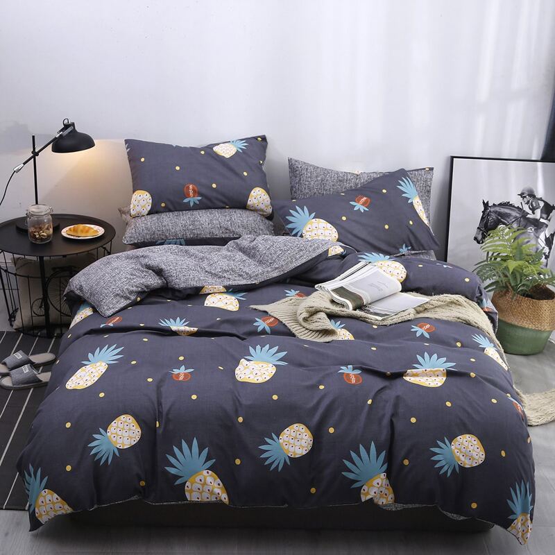 

Pineapple Print Sheet Set, Black