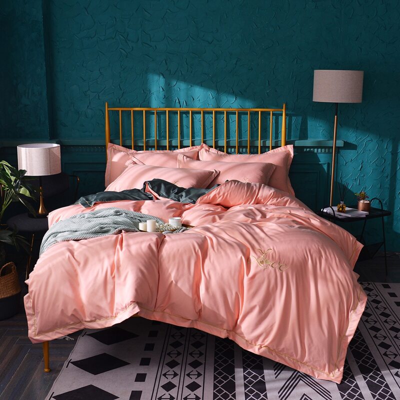

Letter Embroidered Sheet Set, Pink